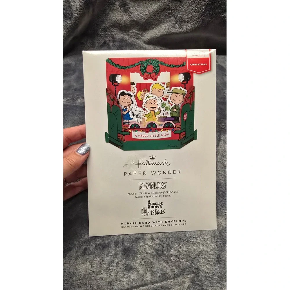 Hallmark Paper Wonder Peanuts Charlie Brown Christmas Musical Pop-Up Card Light